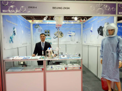 公司赴迪拜参加了2017年第42届迪拜国际医疗展会
